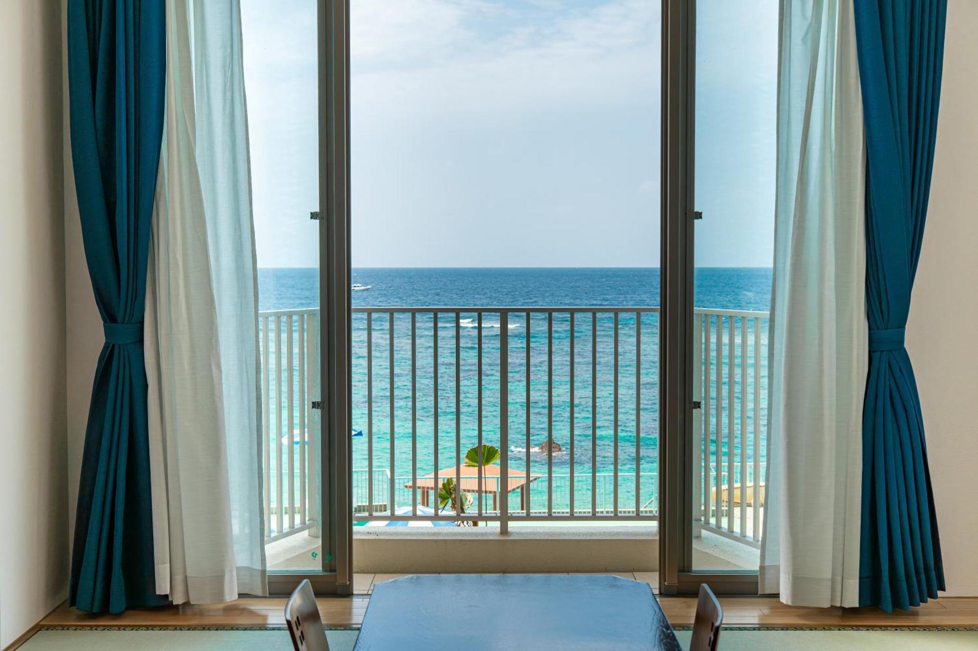 Hotel Miyuki Beach Onna Extérieur photo